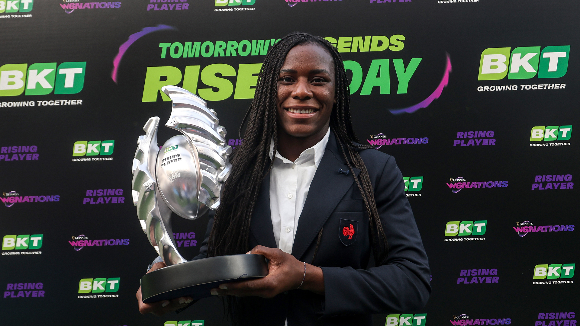France back-row Séraphine Okemba named the 2025 BKT Rising Player